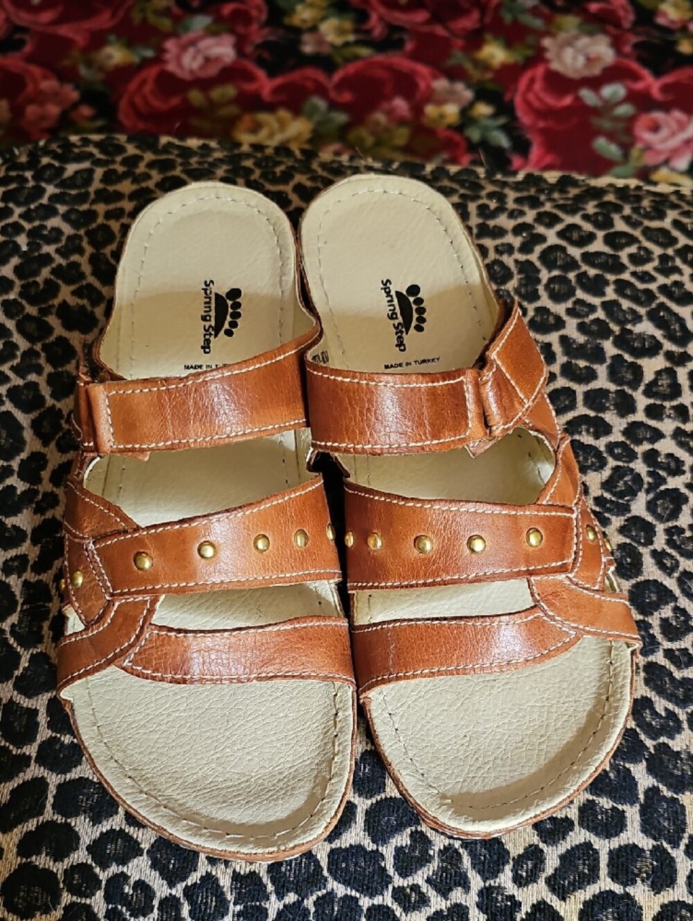 Spring Step Tan Leather Slip-On Sandal - Picture 10 of 11